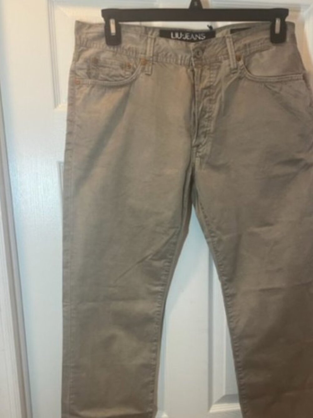 PERFECT NWT SIZE 34 MEN'S JEANS BEIGE COLOR